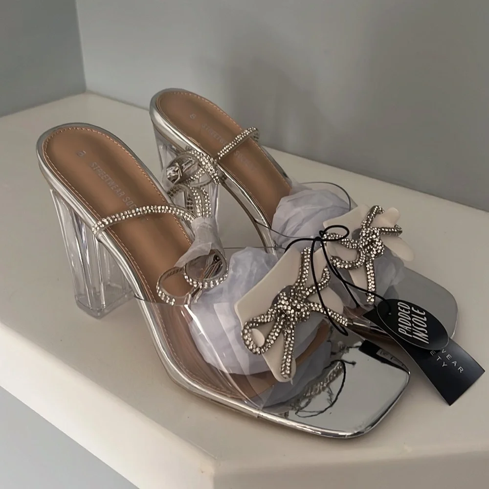 Clear Silver Rhinestone Bow Heels - Picture 8 of 9